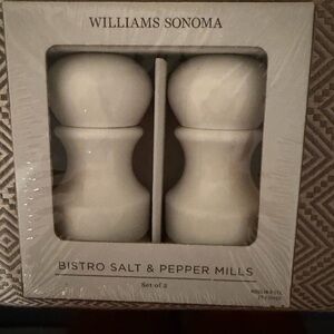 Williams Sonoma Salt & Pepper Mills Set